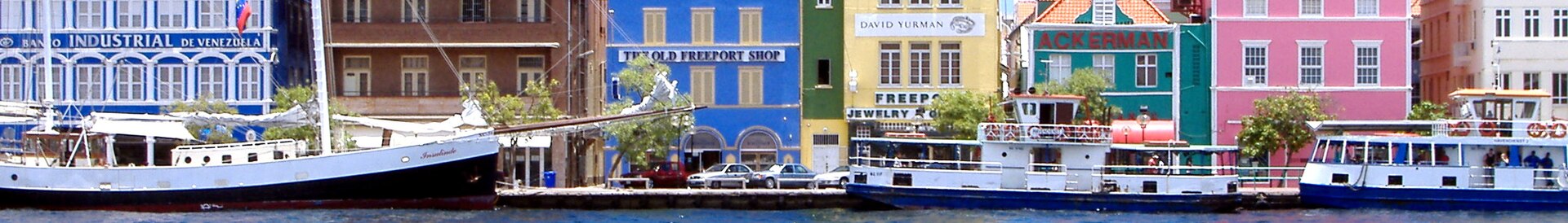 Waterfront view of Willemstad's Punda district and the Queen Emma pontoon bridge, Curaçao